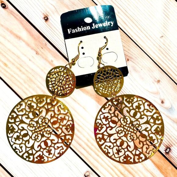 Jewelry - Gold Medallion Style Earrings